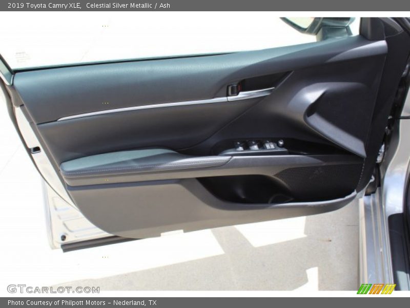Celestial Silver Metallic / Ash 2019 Toyota Camry XLE