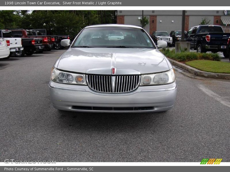 Silver Frost Metallic / Light Graphite 1998 Lincoln Town Car Executive