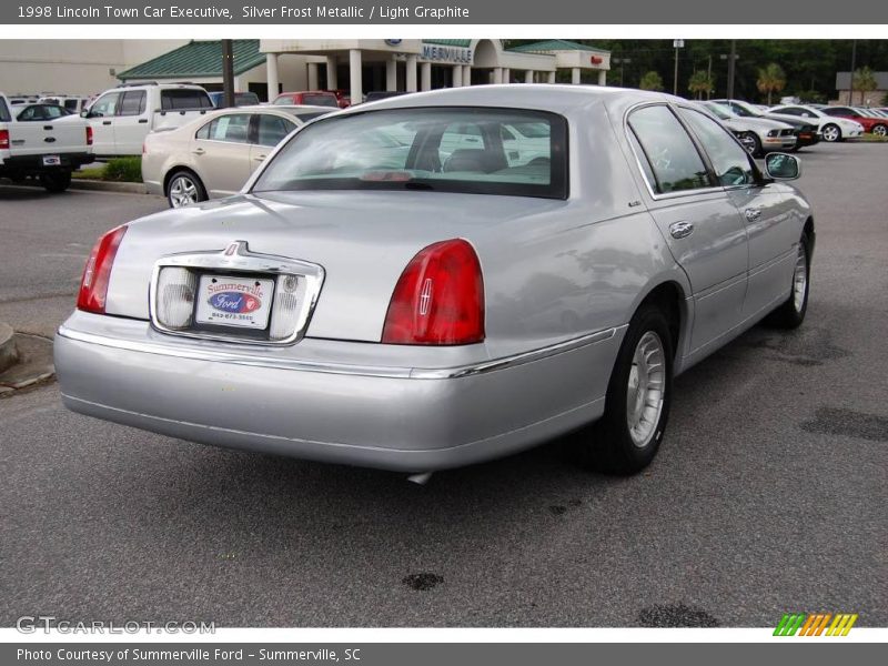 Silver Frost Metallic / Light Graphite 1998 Lincoln Town Car Executive