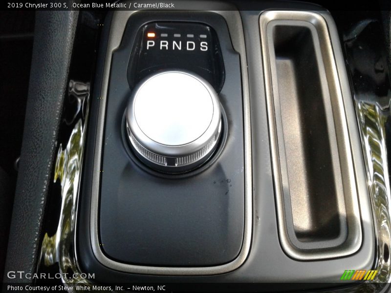  2019 300 S 8 Speed Automatic Shifter