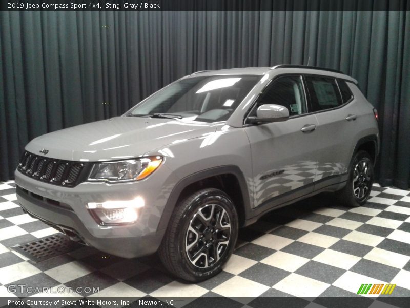 Sting-Gray / Black 2019 Jeep Compass Sport 4x4