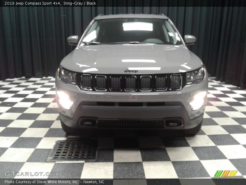 Sting-Gray / Black 2019 Jeep Compass Sport 4x4