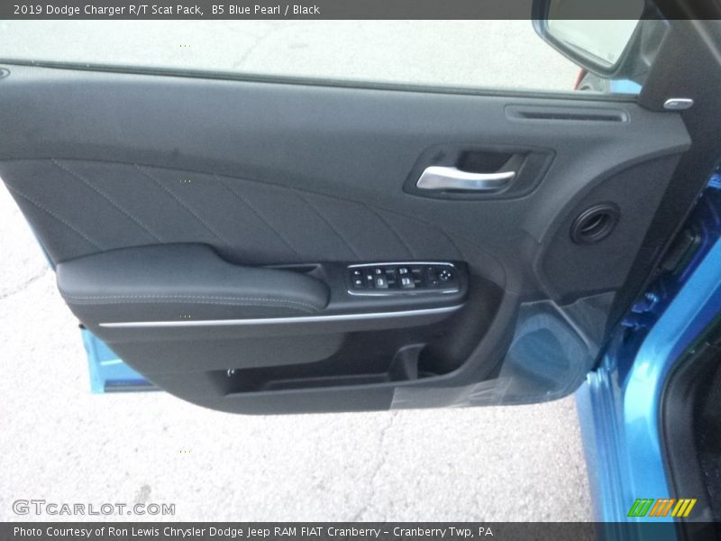 B5 Blue Pearl / Black 2019 Dodge Charger R/T Scat Pack