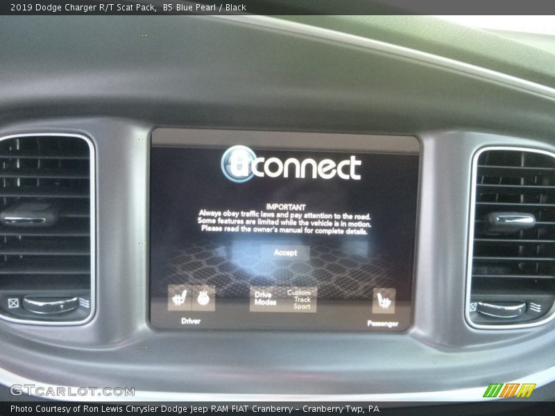 B5 Blue Pearl / Black 2019 Dodge Charger R/T Scat Pack