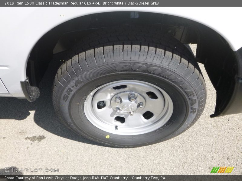 Bright White / Black/Diesel Gray 2019 Ram 1500 Classic Tradesman Regular Cab 4x4