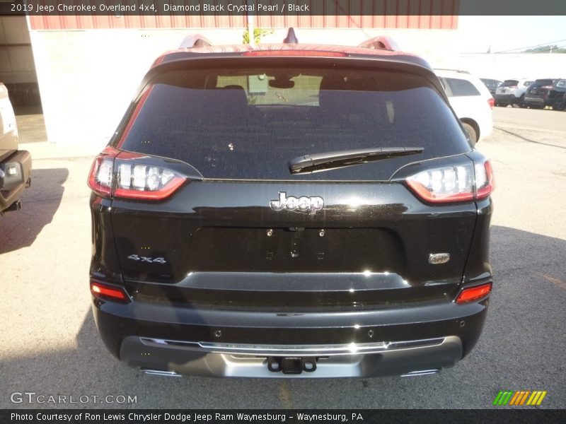 Diamond Black Crystal Pearl / Black 2019 Jeep Cherokee Overland 4x4