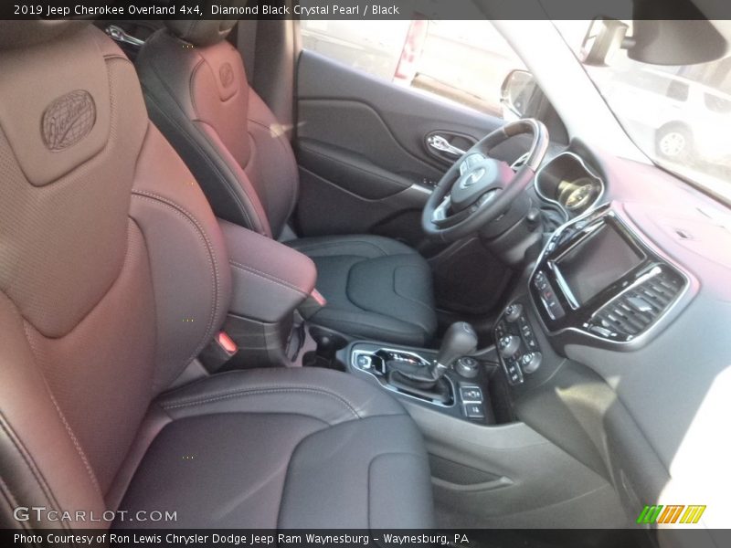 Diamond Black Crystal Pearl / Black 2019 Jeep Cherokee Overland 4x4