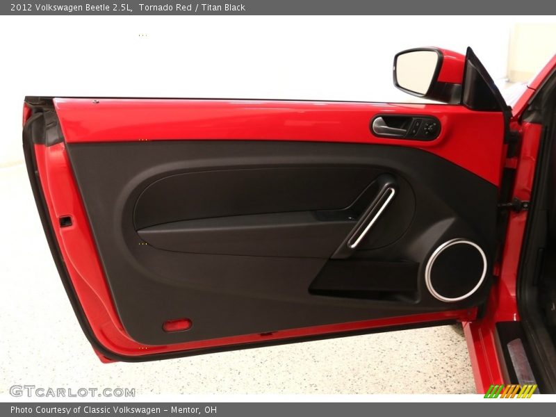 Tornado Red / Titan Black 2012 Volkswagen Beetle 2.5L
