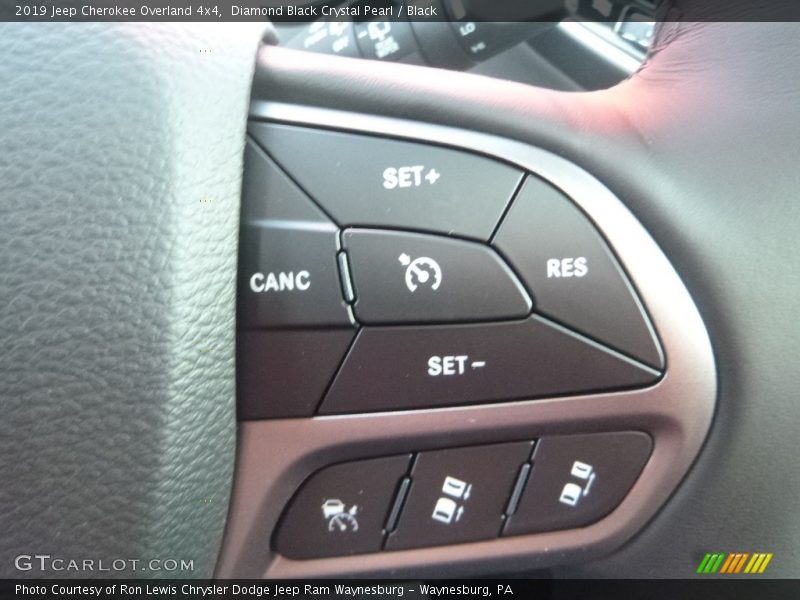 Diamond Black Crystal Pearl / Black 2019 Jeep Cherokee Overland 4x4
