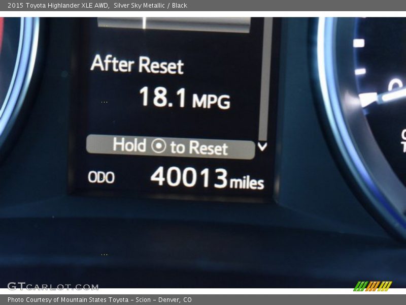Silver Sky Metallic / Black 2015 Toyota Highlander XLE AWD