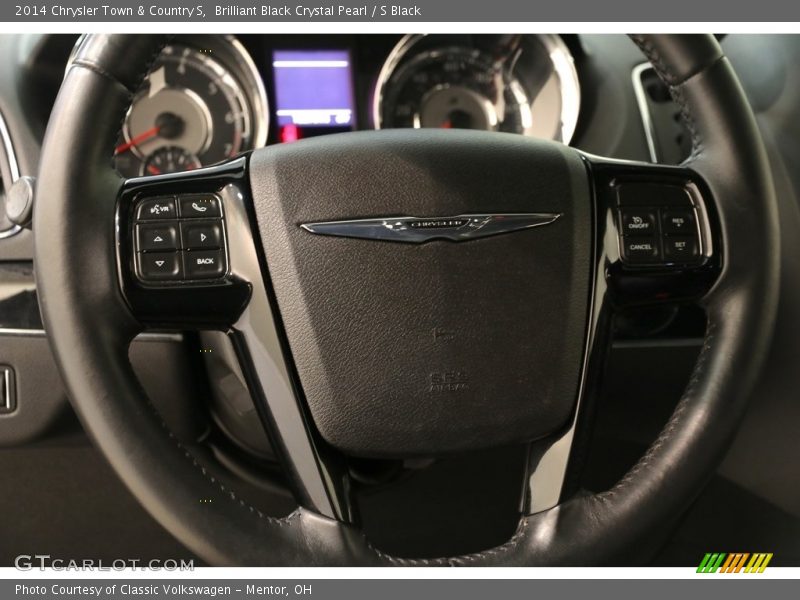 Brilliant Black Crystal Pearl / S Black 2014 Chrysler Town & Country S