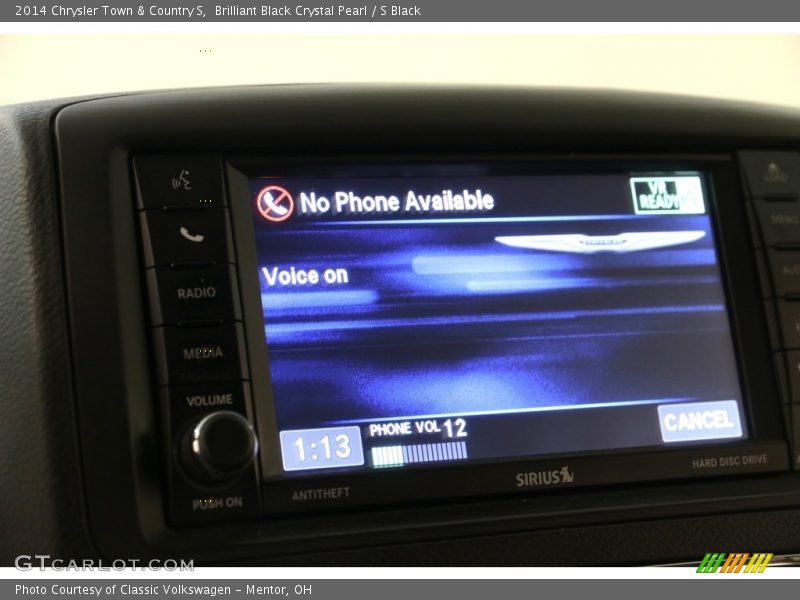 Brilliant Black Crystal Pearl / S Black 2014 Chrysler Town & Country S