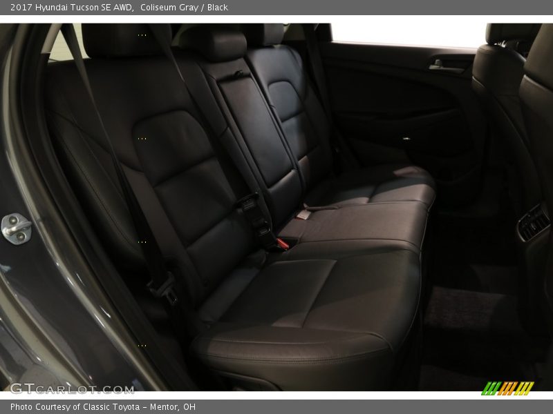 Coliseum Gray / Black 2017 Hyundai Tucson SE AWD