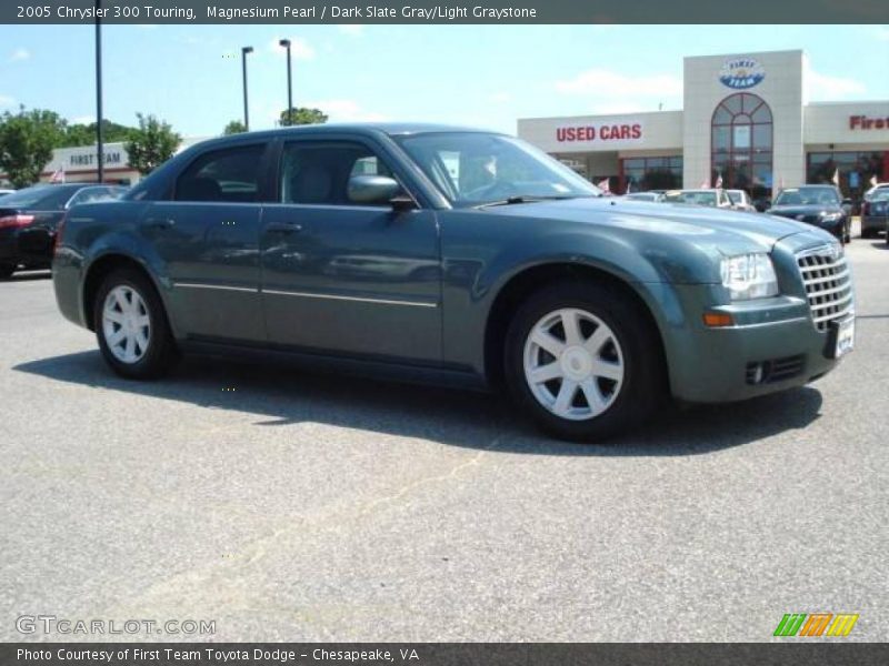 Magnesium Pearl / Dark Slate Gray/Light Graystone 2005 Chrysler 300 Touring