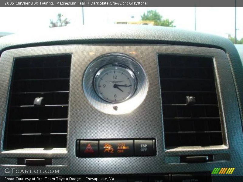 Magnesium Pearl / Dark Slate Gray/Light Graystone 2005 Chrysler 300 Touring