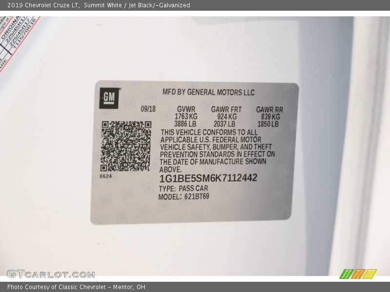 Summit White / Jet Black/­Galvanized 2019 Chevrolet Cruze LT