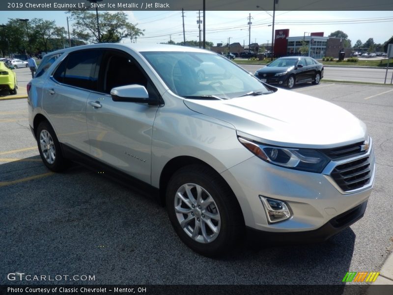 Silver Ice Metallic / Jet Black 2019 Chevrolet Equinox LT