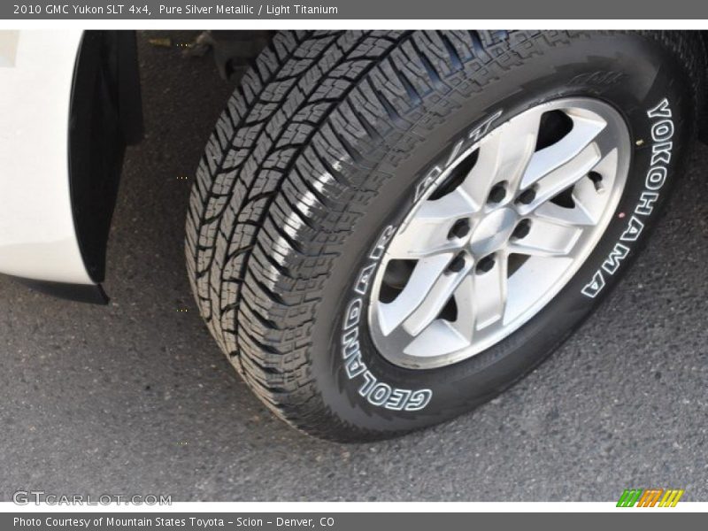 Pure Silver Metallic / Light Titanium 2010 GMC Yukon SLT 4x4