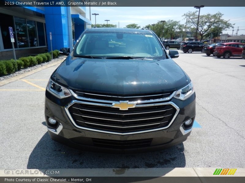 Graphite Metallic / Jet Black 2019 Chevrolet Traverse LT AWD