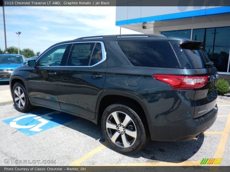 Graphite Metallic / Jet Black 2019 Chevrolet Traverse LT AWD