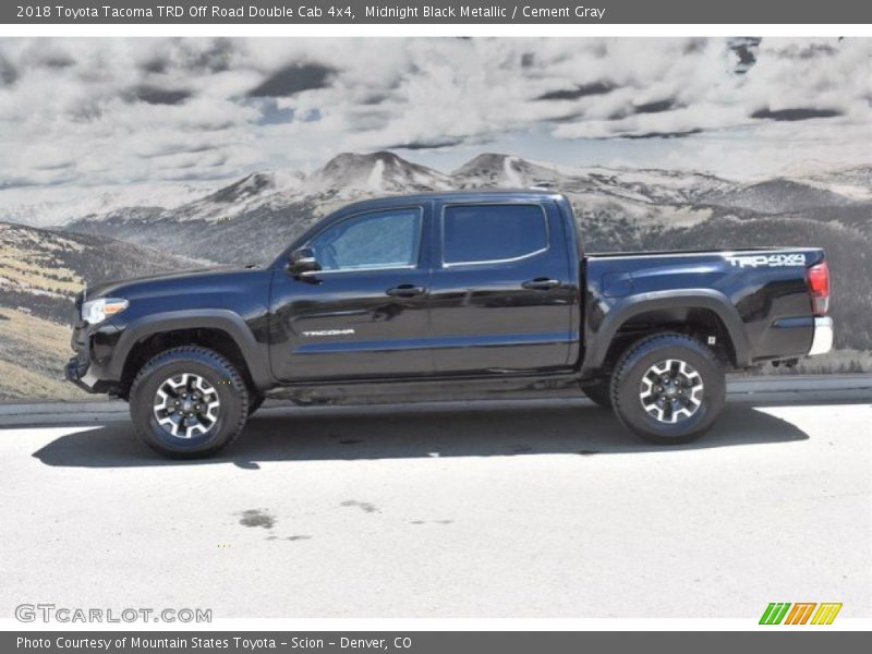 Midnight Black Metallic / Cement Gray 2018 Toyota Tacoma TRD Off Road Double Cab 4x4