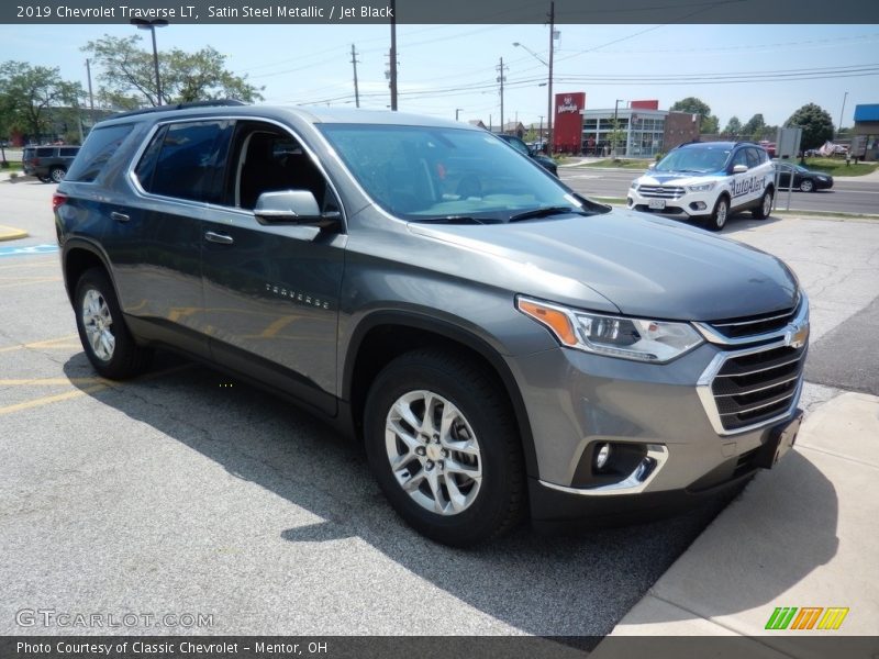 Satin Steel Metallic / Jet Black 2019 Chevrolet Traverse LT