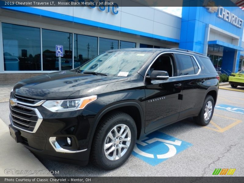 Mosaic Black Metallic / Jet Black 2019 Chevrolet Traverse LT