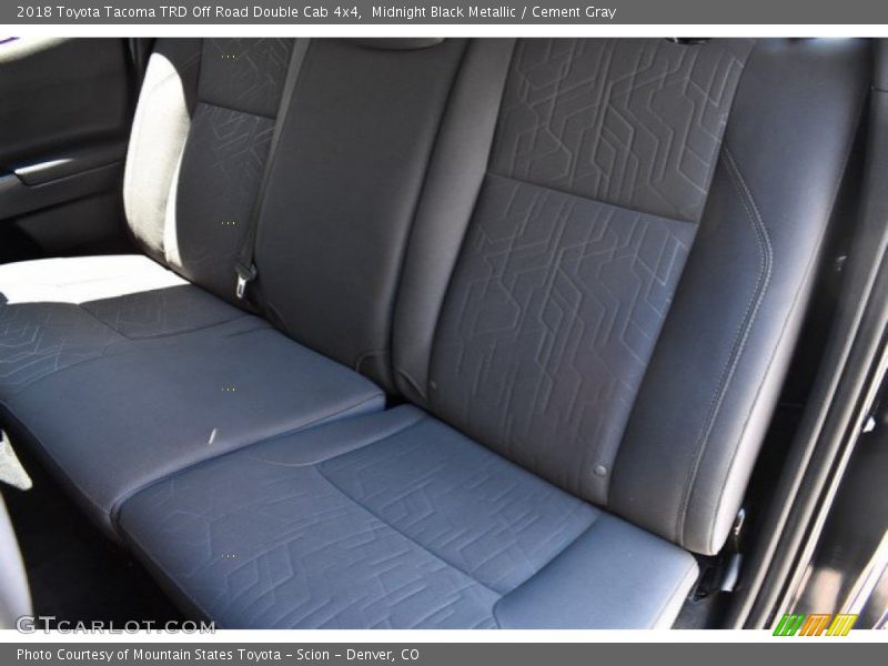 Midnight Black Metallic / Cement Gray 2018 Toyota Tacoma TRD Off Road Double Cab 4x4
