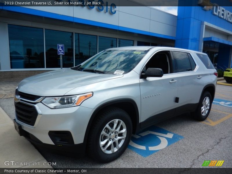 Silver Ice Metallic / Jet Black 2019 Chevrolet Traverse LS