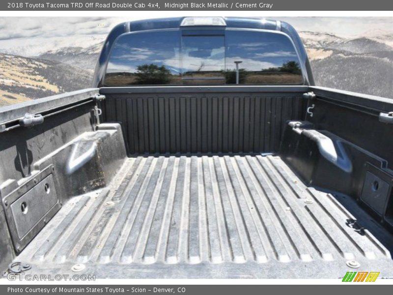 Midnight Black Metallic / Cement Gray 2018 Toyota Tacoma TRD Off Road Double Cab 4x4