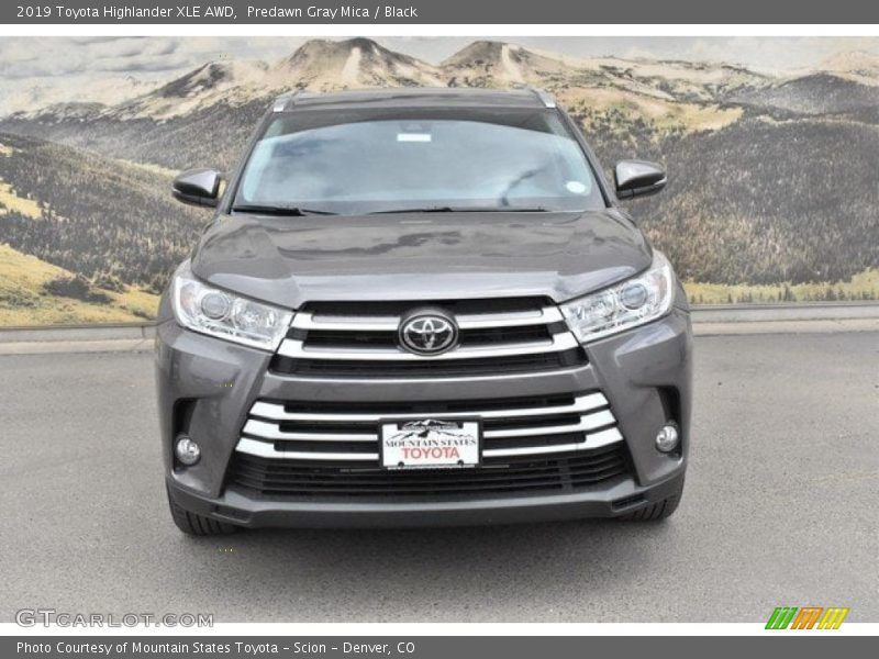 Predawn Gray Mica / Black 2019 Toyota Highlander XLE AWD
