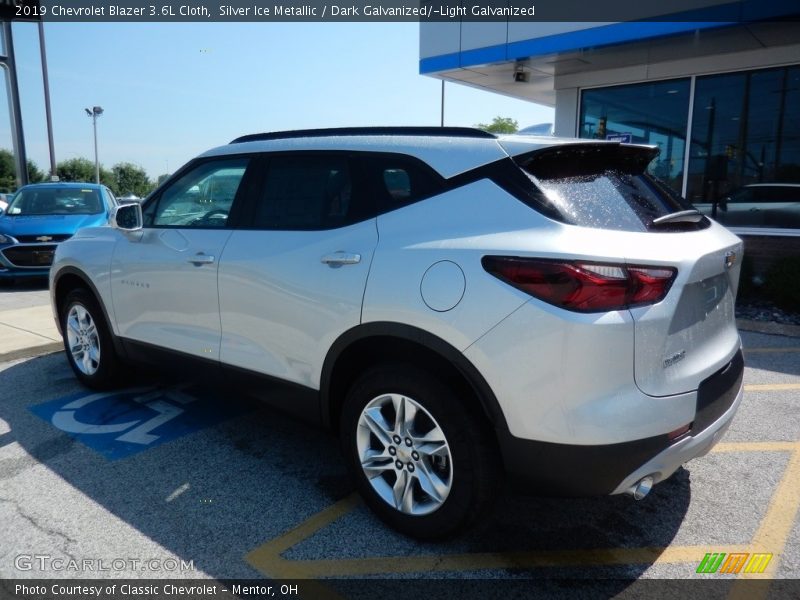 Silver Ice Metallic / Dark Galvanized/­Light Galvanized 2019 Chevrolet Blazer 3.6L Cloth