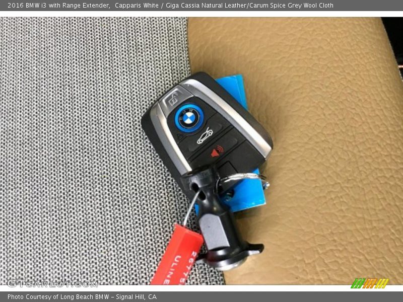 Capparis White / Giga Cassia Natural Leather/Carum Spice Grey Wool Cloth 2016 BMW i3 with Range Extender