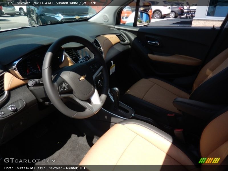 Summit White / Jet Black 2019 Chevrolet Trax LT AWD