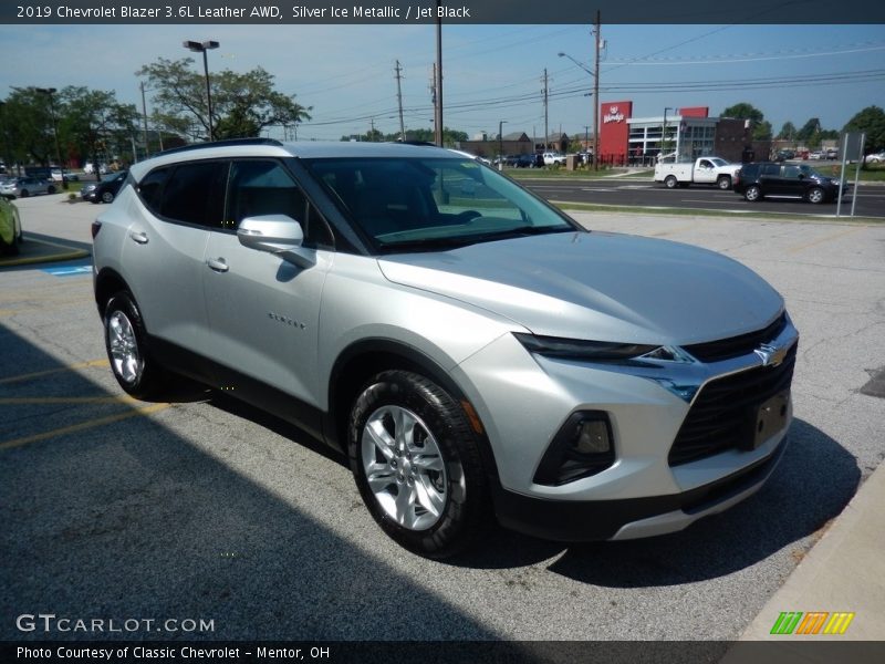 Silver Ice Metallic / Jet Black 2019 Chevrolet Blazer 3.6L Leather AWD