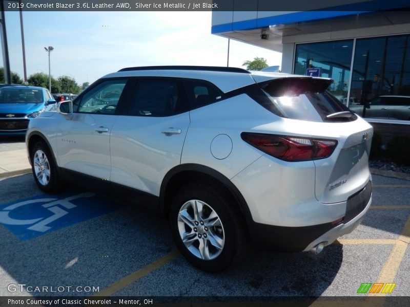 Silver Ice Metallic / Jet Black 2019 Chevrolet Blazer 3.6L Leather AWD