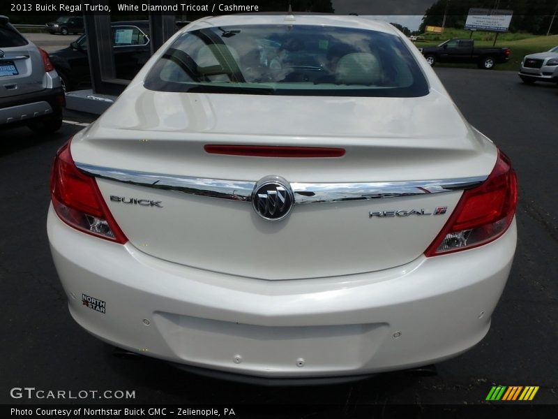 White Diamond Tricoat / Cashmere 2013 Buick Regal Turbo