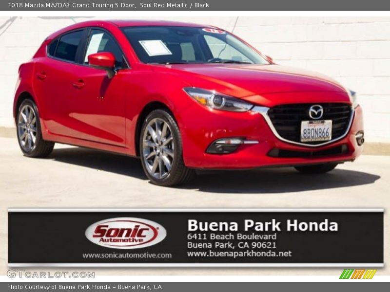 Soul Red Metallic / Black 2018 Mazda MAZDA3 Grand Touring 5 Door