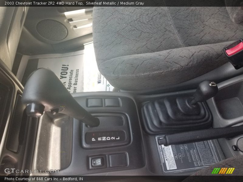Silverleaf Metallic / Medium Gray 2003 Chevrolet Tracker ZR2 4WD Hard Top