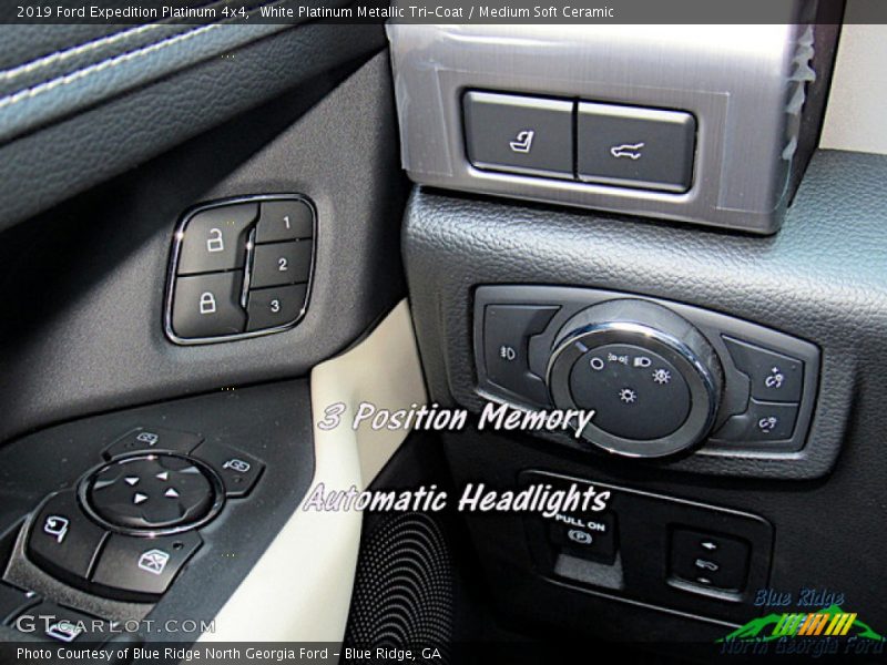 White Platinum Metallic Tri-Coat / Medium Soft Ceramic 2019 Ford Expedition Platinum 4x4