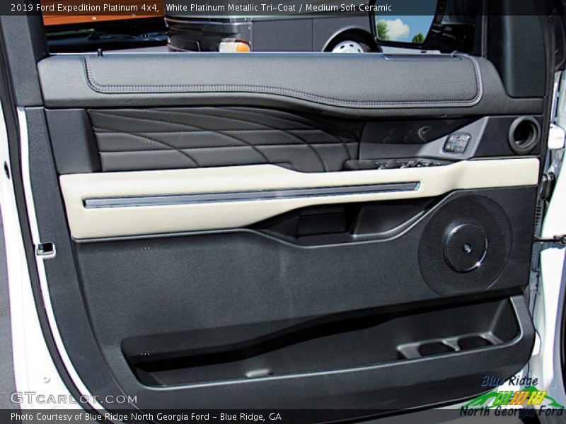 White Platinum Metallic Tri-Coat / Medium Soft Ceramic 2019 Ford Expedition Platinum 4x4