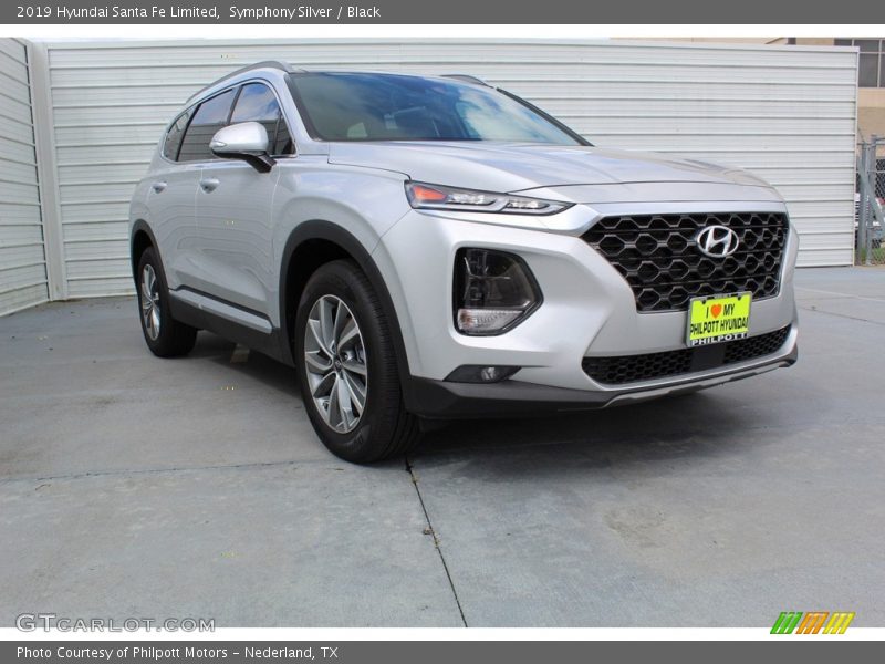 Symphony Silver / Black 2019 Hyundai Santa Fe Limited