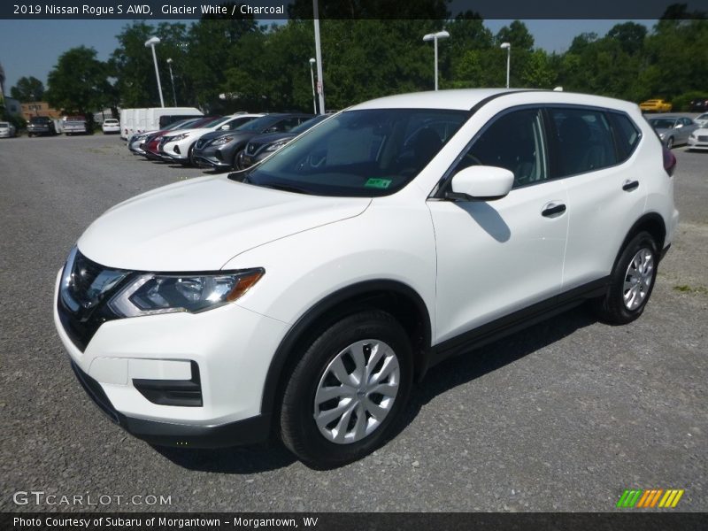 Front 3/4 View of 2019 Rogue S AWD