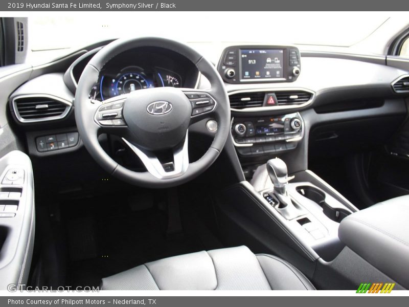 Symphony Silver / Black 2019 Hyundai Santa Fe Limited