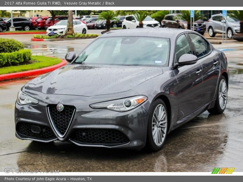 Vesuvio Gray Metallic / Black 2017 Alfa Romeo Giulia Ti RWD