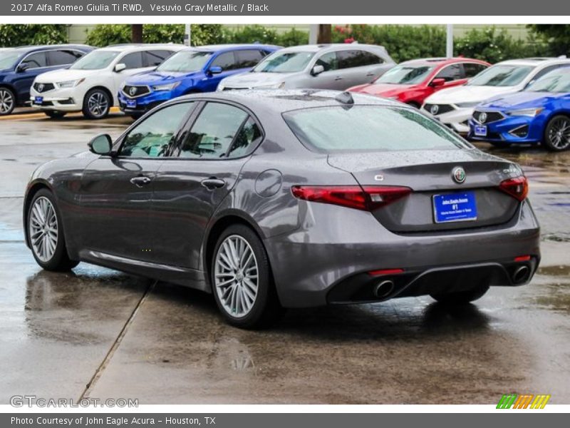 Vesuvio Gray Metallic / Black 2017 Alfa Romeo Giulia Ti RWD