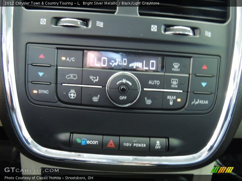 Bright Silver Metallic / Black/Light Graystone 2012 Chrysler Town & Country Touring - L