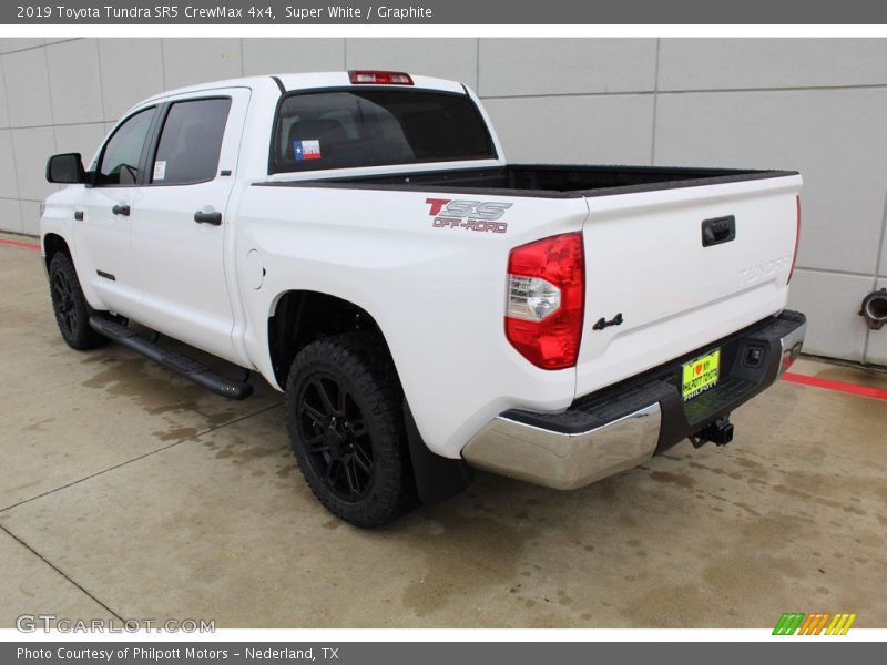 Super White / Graphite 2019 Toyota Tundra SR5 CrewMax 4x4
