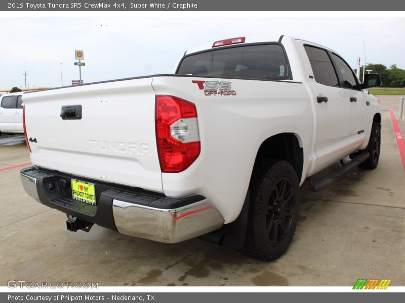 Super White / Graphite 2019 Toyota Tundra SR5 CrewMax 4x4