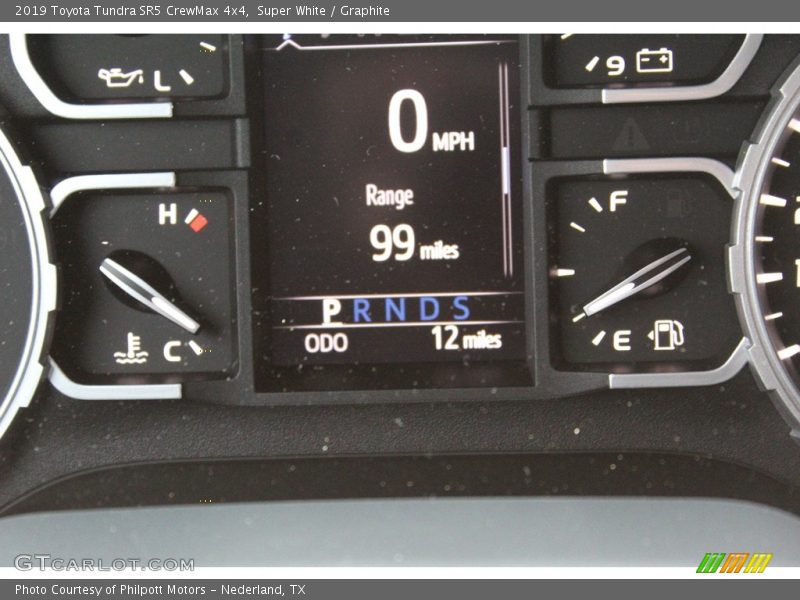 Super White / Graphite 2019 Toyota Tundra SR5 CrewMax 4x4